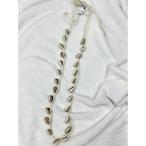 NEW Free People Maui Shell Necklace Bohemian Beach Neutral Resort Natural Sea